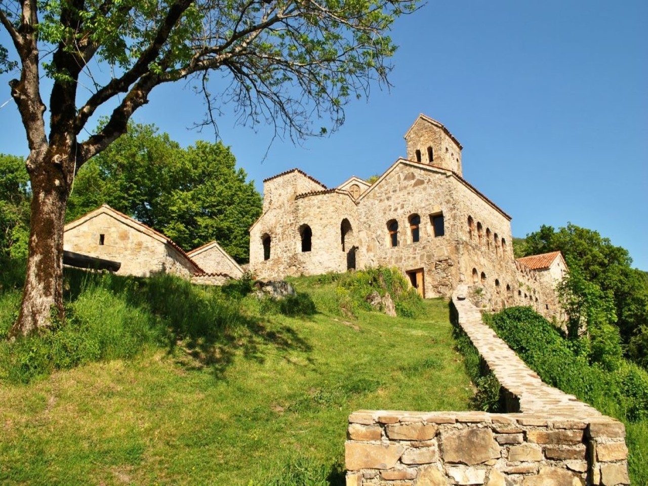 Монастырский комплекс Некреси