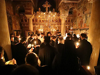 Ночная божественная литургия в Годеново