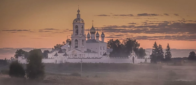 Ночная служба у животворящего Креста