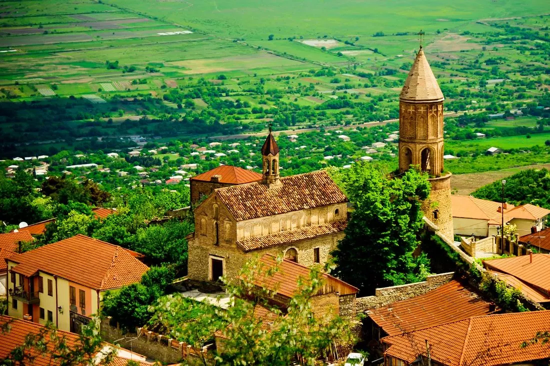 Ереван Армения - Грузия. с батюшкой 