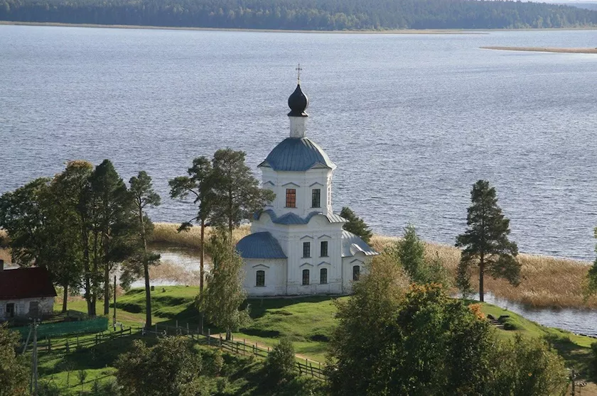 Селигер. Православные святыни осени